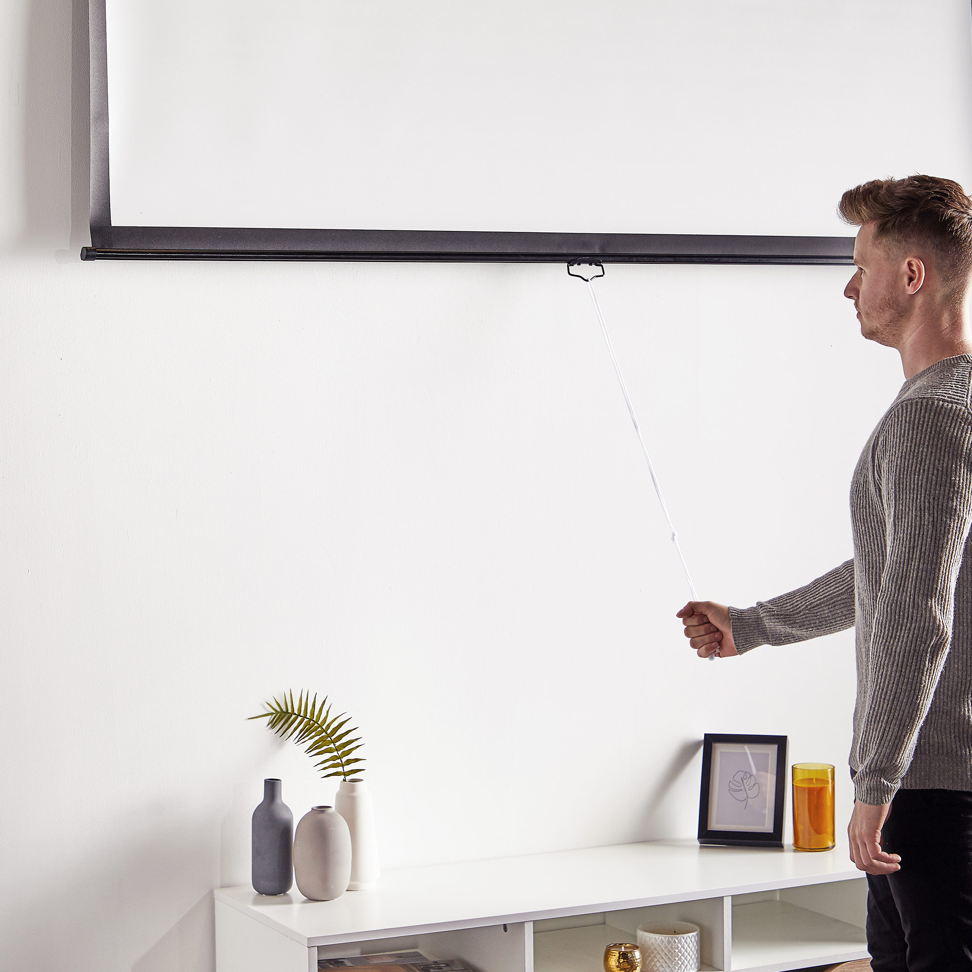 best small projector screen