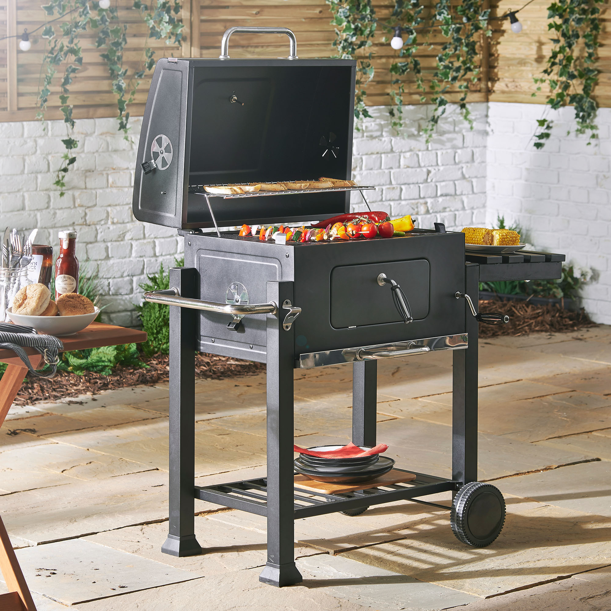 VonHaus Charcoal BBQ/Smoker with Side Table Rack & Temperature Gauge ...