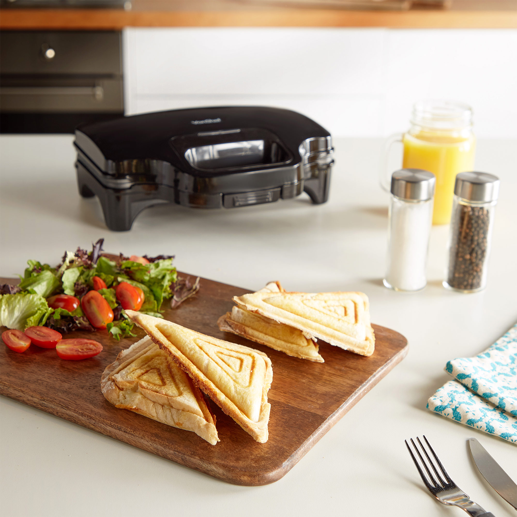 VonShef Toastie Maker 2 Slice Sandwich Toaster Machine NonStick