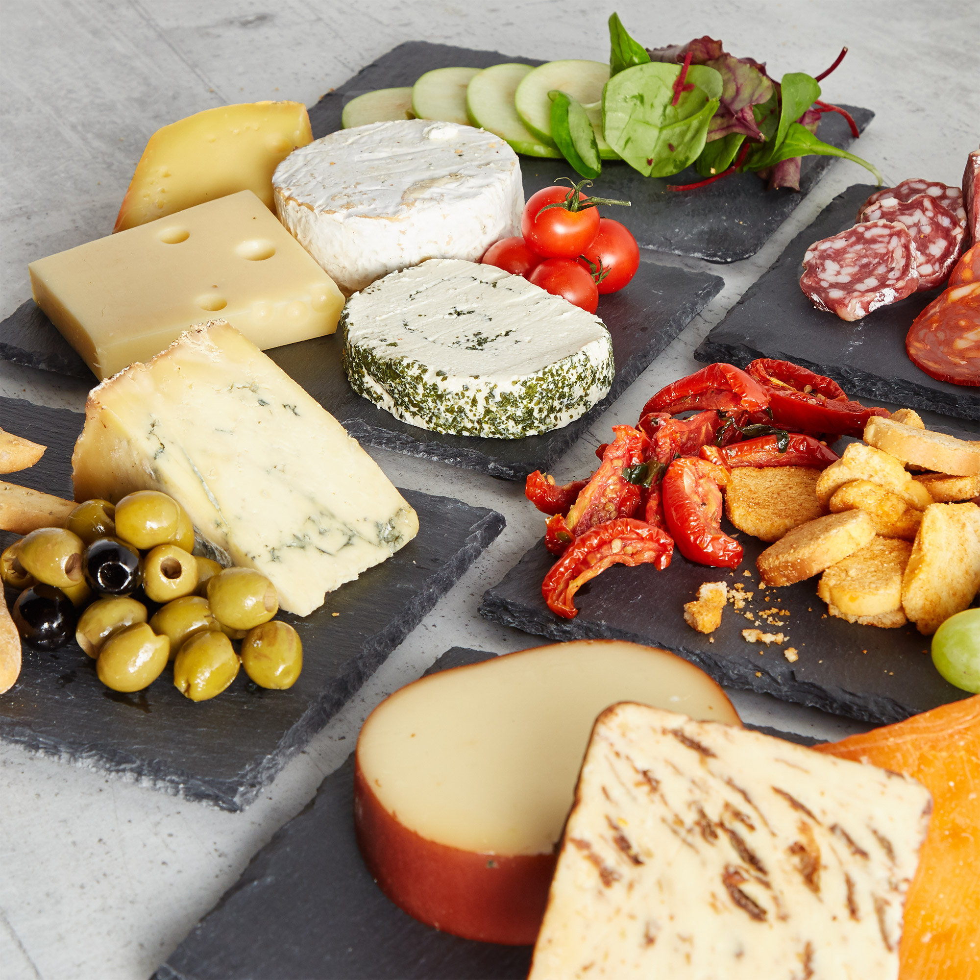 Perfect for Cheese Set of 6 8.7 x 6.3 Cheese Boards/Platters/Plates Desserts Tapas VonShef Slate Serving Tray Set
