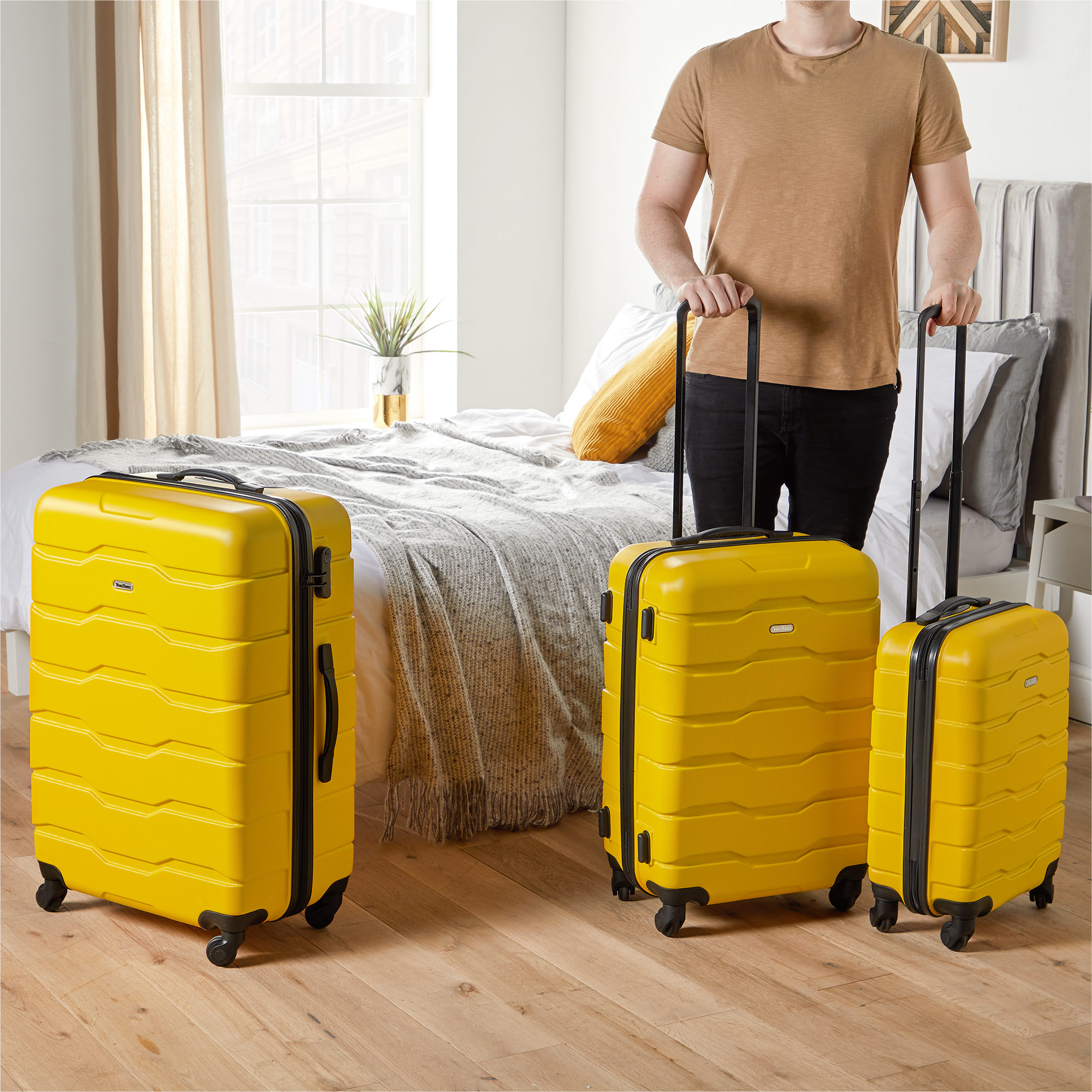 vonhaus suitcase