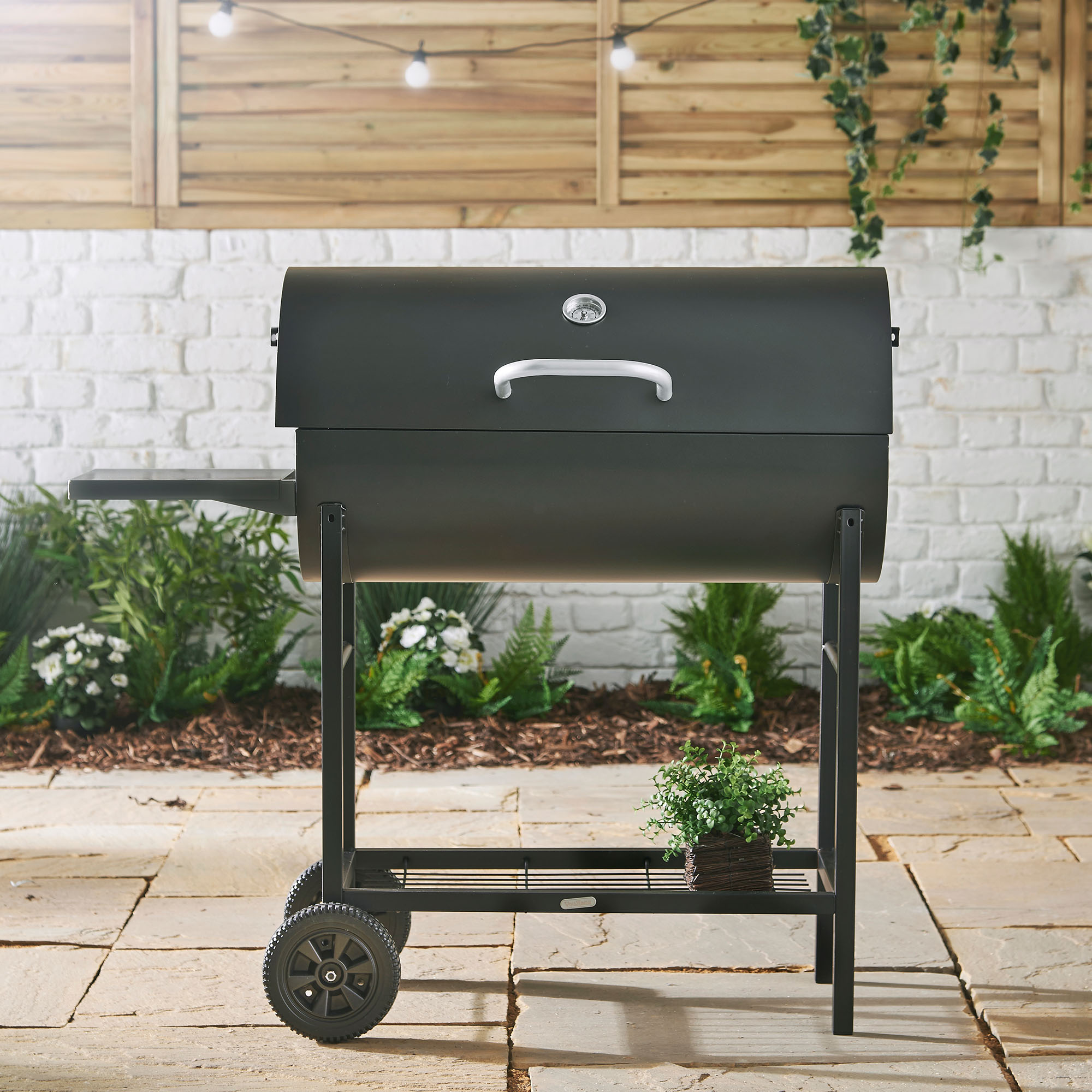 VonHaus 105cm Charcoal Barrel BBQ with Side Table Garden Patio Smoker