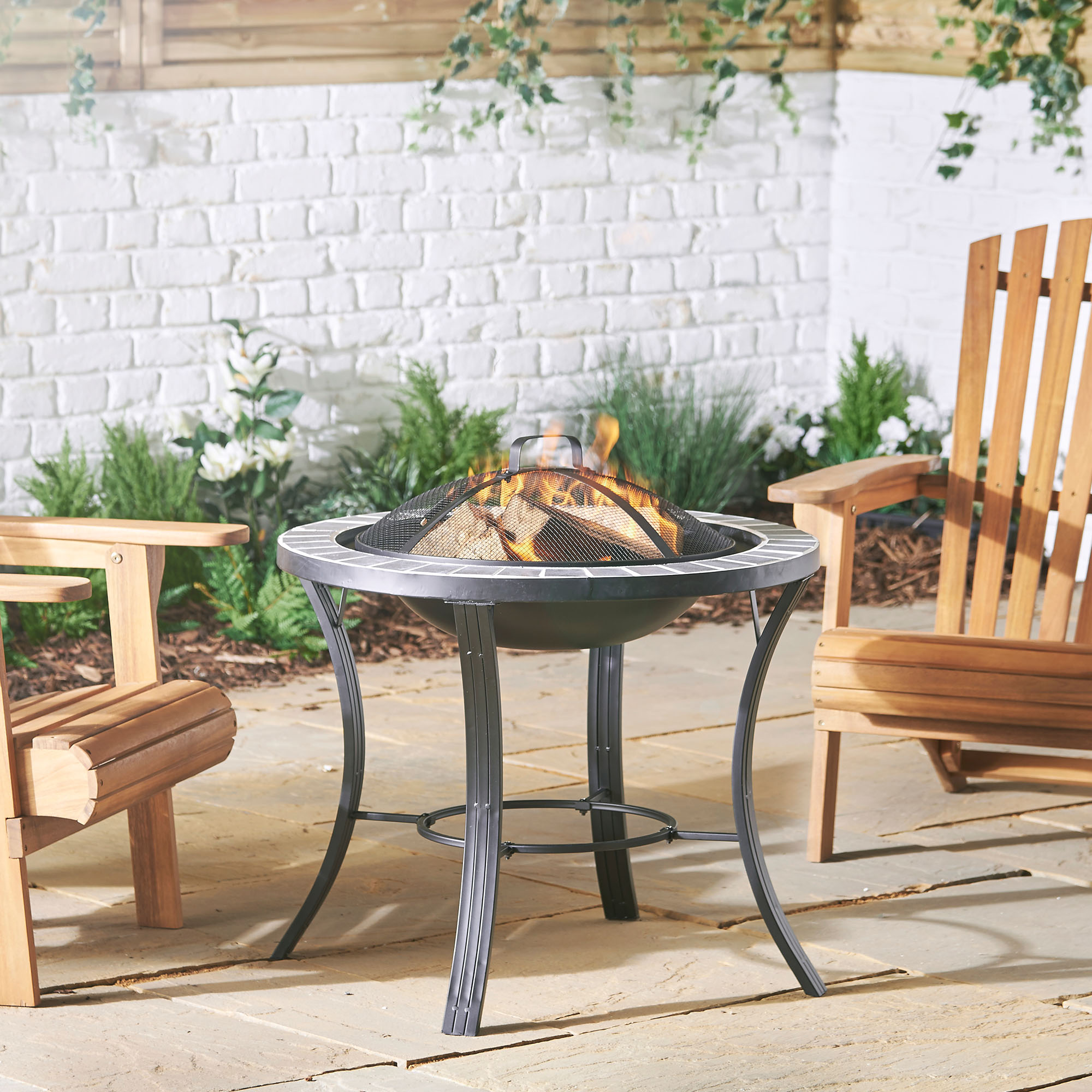 vonhaus square fire pit
