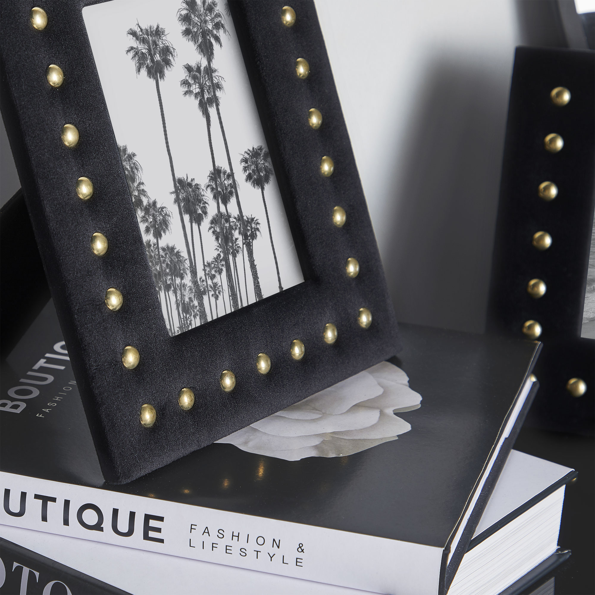 Beautify Set of 2 Black Velvet Picture Frames 4x6" Glass Photo Poster