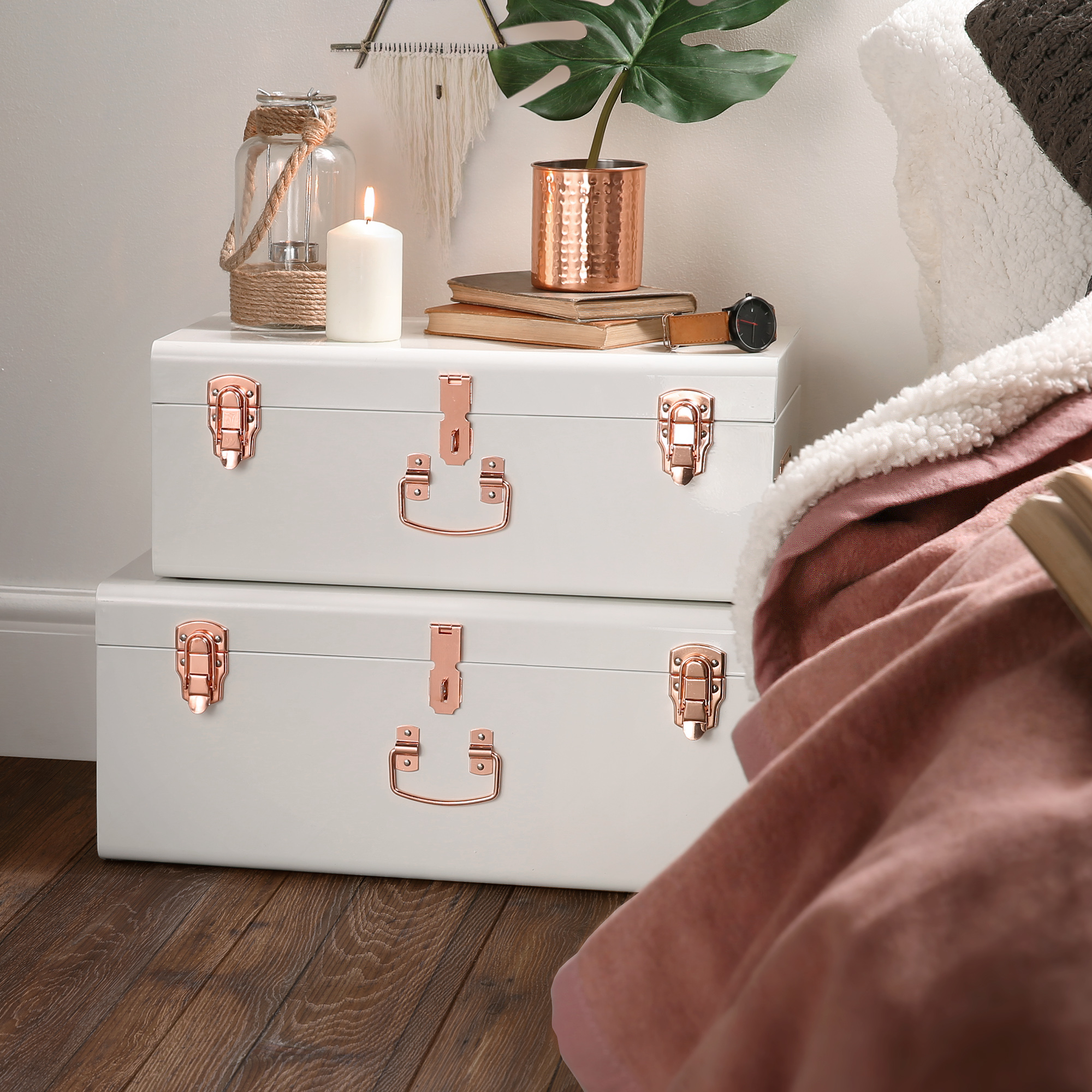 Beautify 2 Set Cream Steel Storage Trunk Chest College Dorm Bedroom Sentinel Beautify Cream Vintage Style Steel Storage Trunk Set With Rose Gold Handles College Dorm