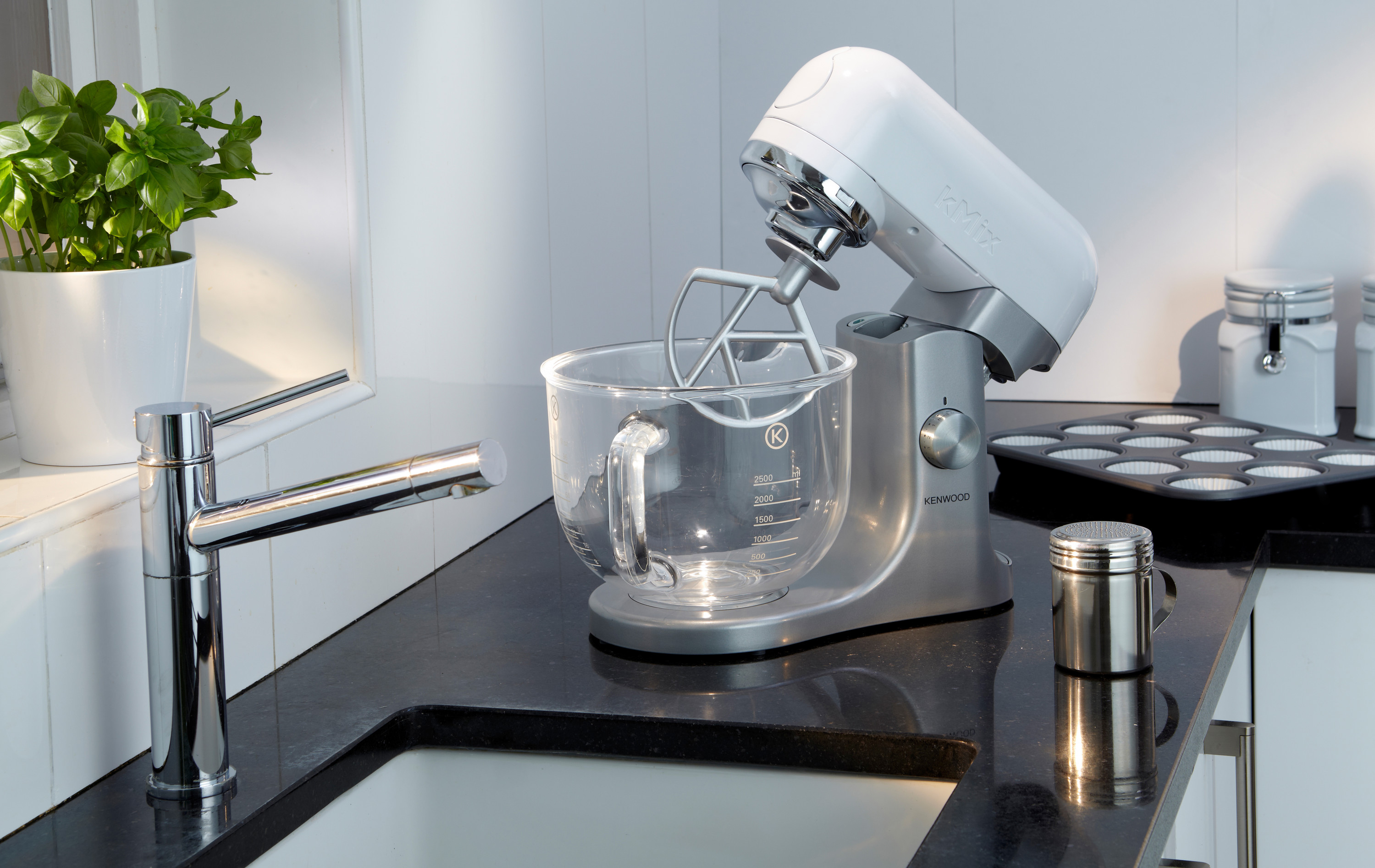 Kenwood KMX50G KMIX Stand Mixer in White with Glass Bowl. Refurbished eBay