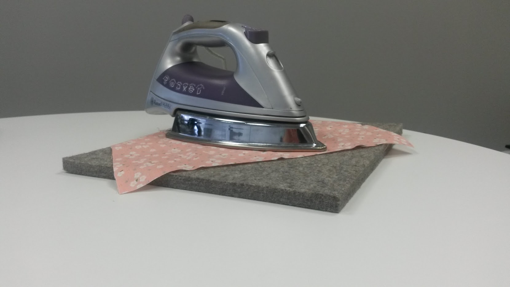 Wool Pressing Mat Heat Absorbing Ironing Pad for Sewing & Quilting