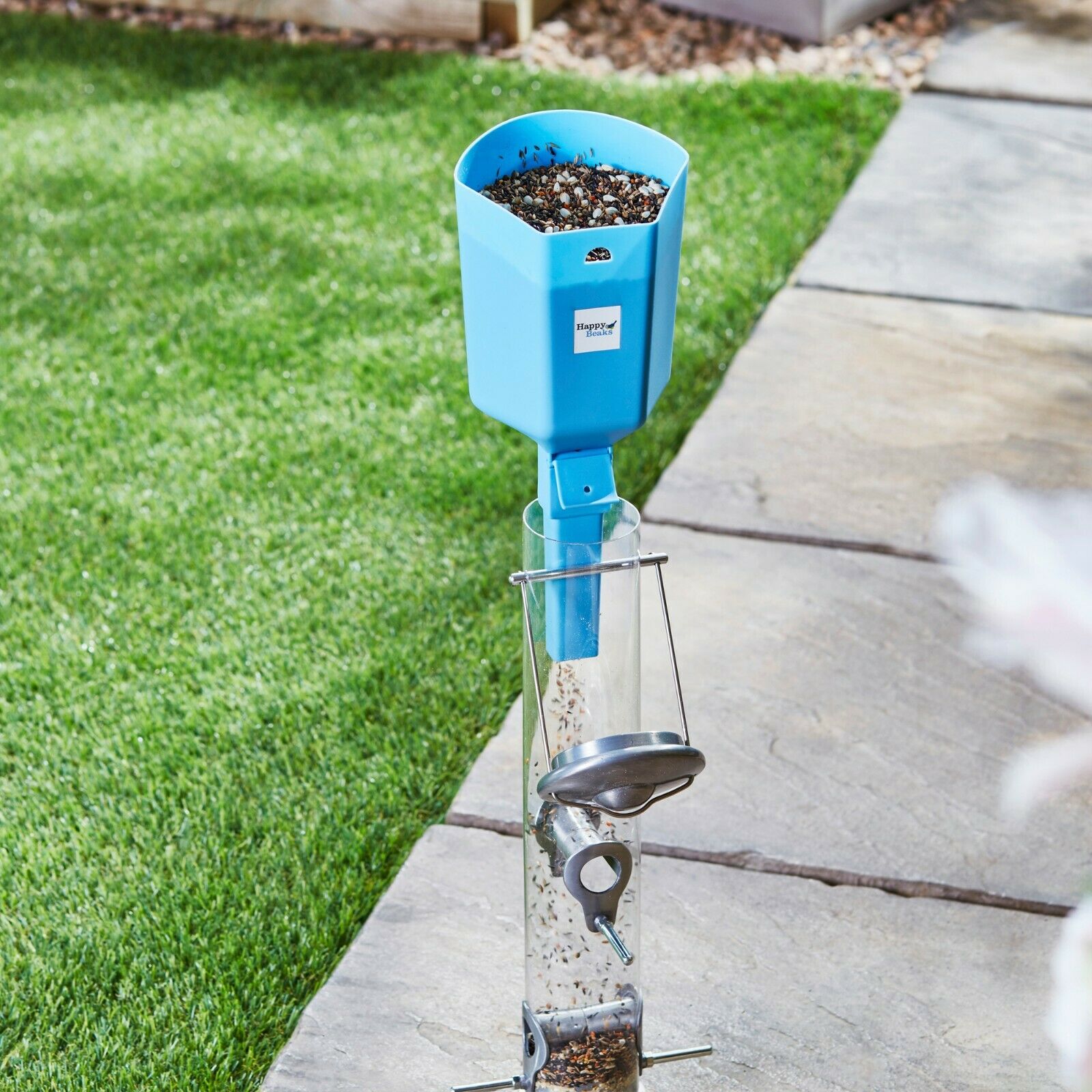 Happy Beaks Wild Garden Bird Automatic Feeding Scoop No Mess Food Seed